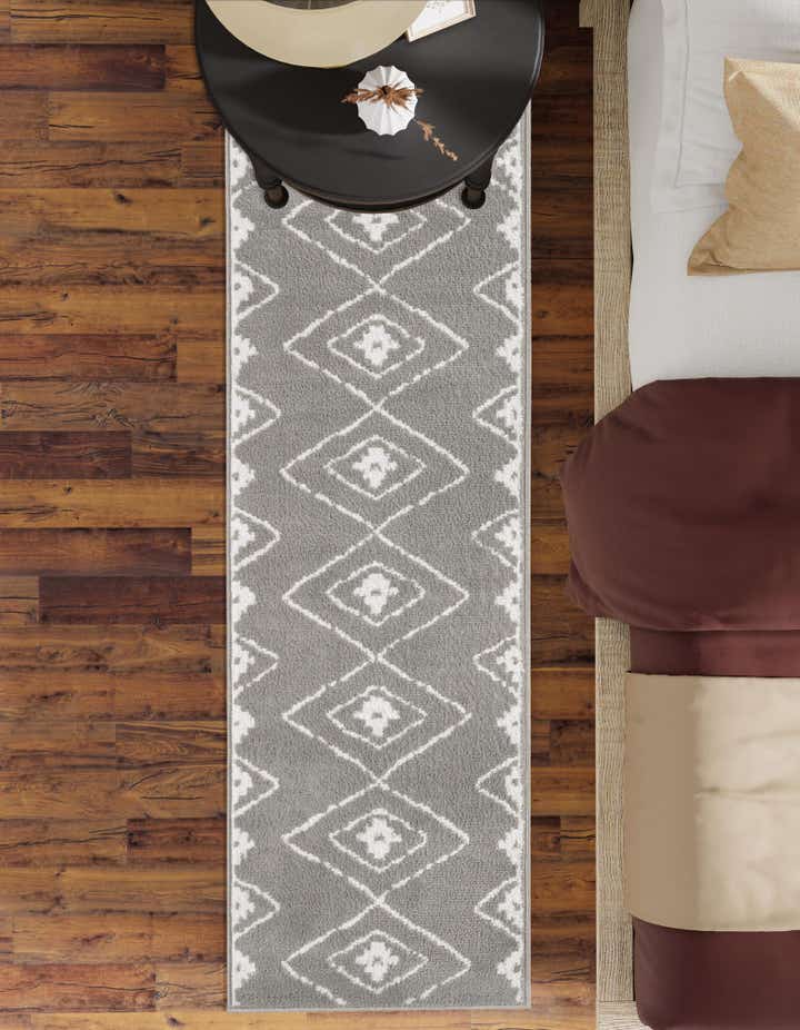 2' x 6' Oslo Runner Rug