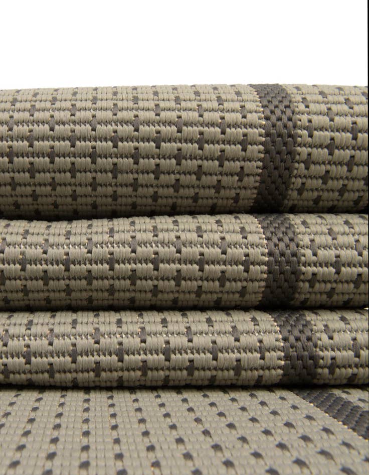 Detail image of 2' x 6'  Washable Border Indoor / Outdoor Runner Rug