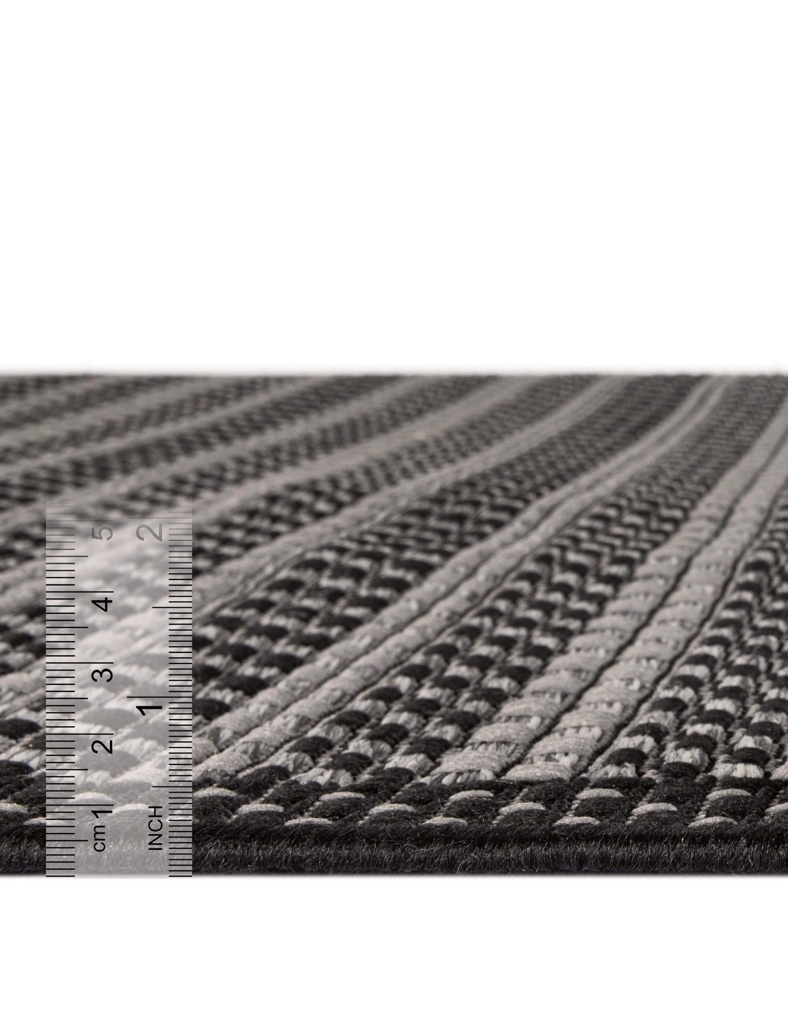 2' 2 x 6' Easy-Clean Border Indoor / Outdoor Runner Rug