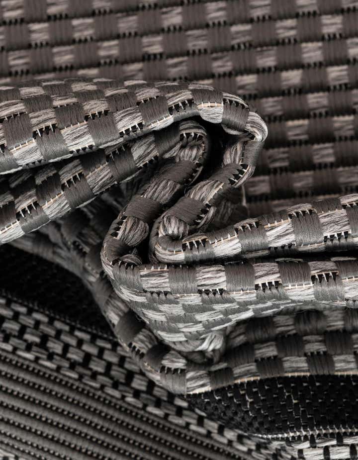 2' 7 x 10' Easy-Clean Border Indoor / Outdoor Runner Rug