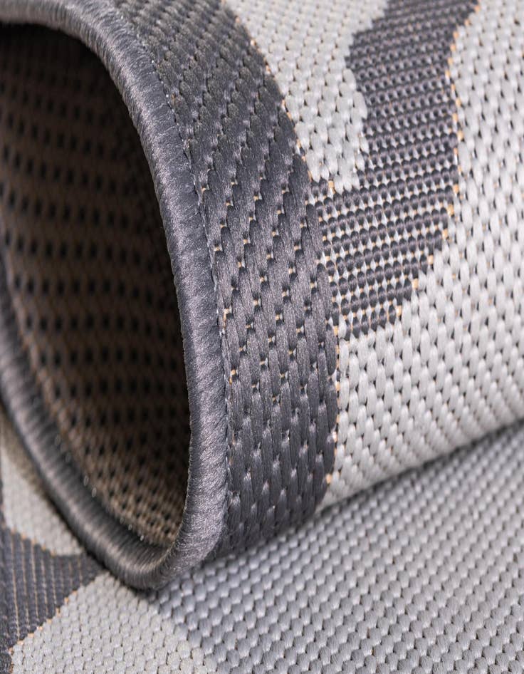 Detail image of 2' 2 x 6'  Washable Botanical Indoor / Outdoor Runner Rug