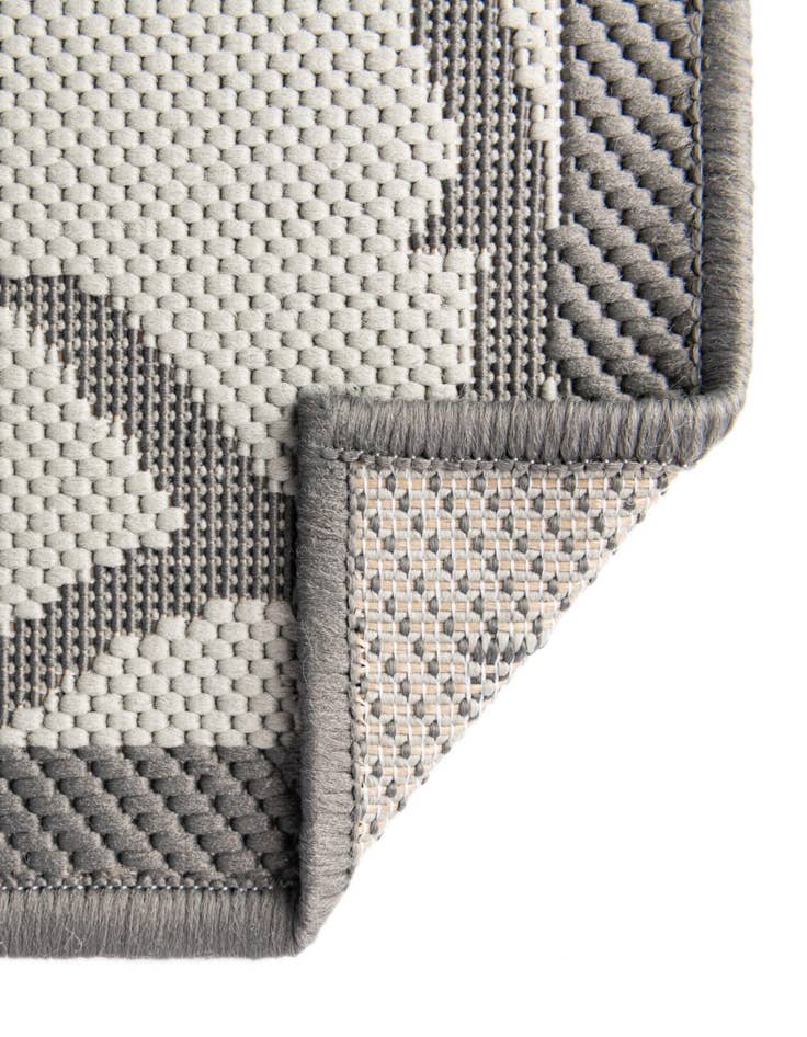 Detail image of 2' 2 x 6'  Washable Botanical Indoor / Outdoor Runner Rug