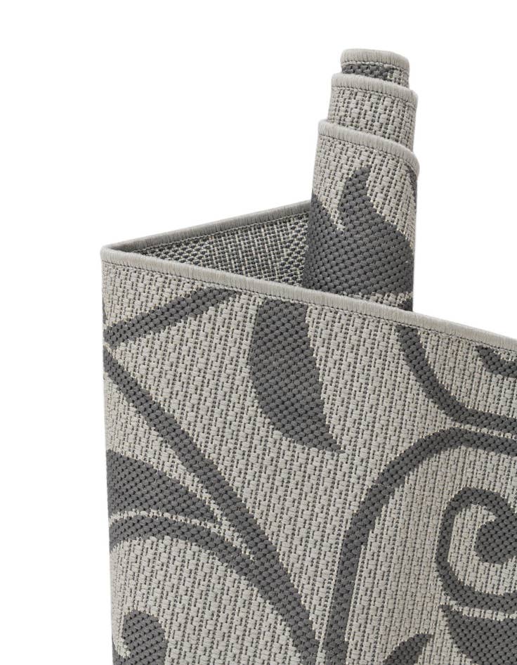 Detail image of 2' 2 x 6'  Washable Botanical Indoor / Outdoor Runner Rug