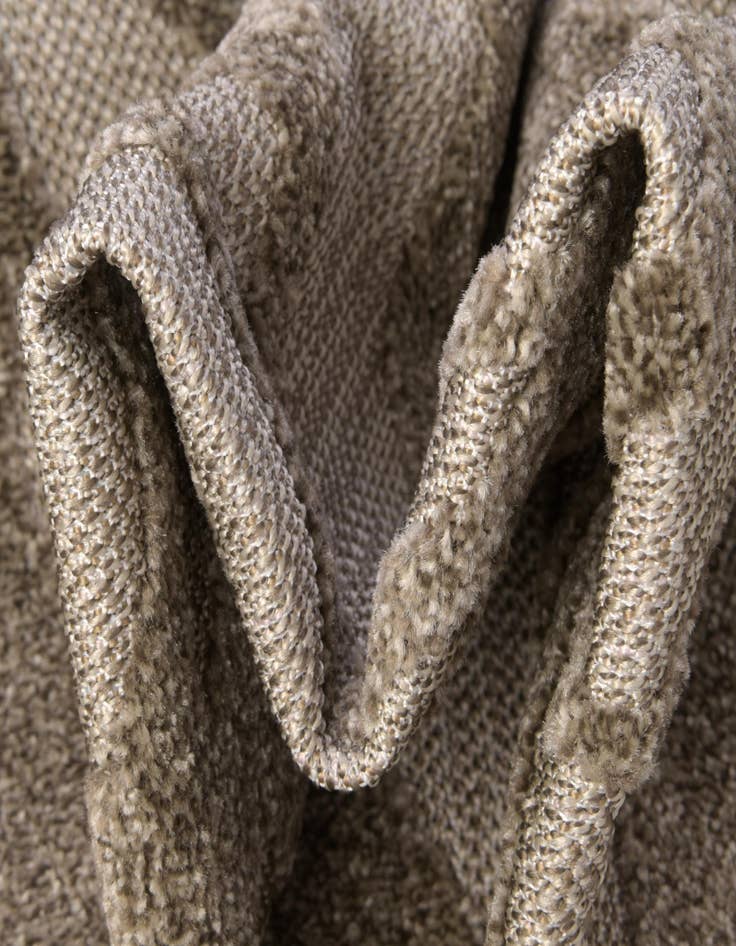 Detail image of 2' x 6'  Washable Botanical Indoor / Outdoor Runner Rug