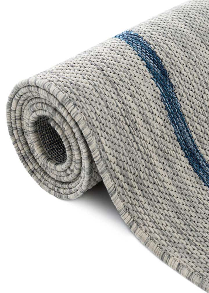 2' x 6' Easy-Clean Botanical Indoor / Outdoor Runner Rug