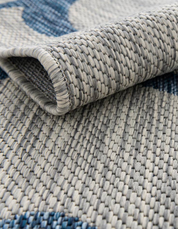 Detail image of 2' x 6'  Washable Botanical Indoor / Outdoor Runner Rug