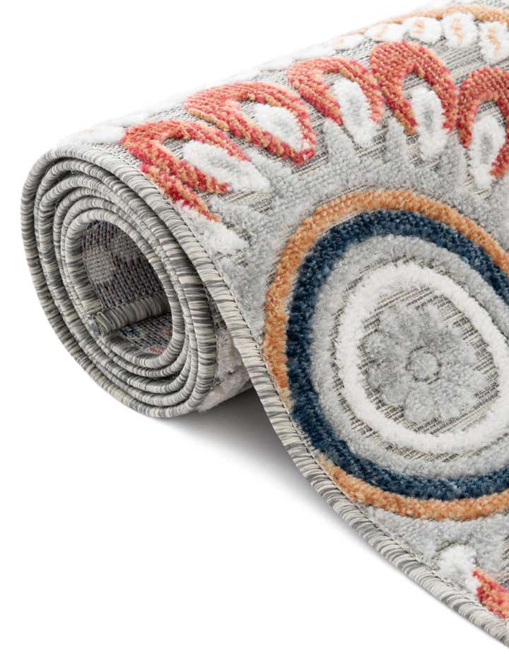 2' 2 x 8' Easy-Clean Botanical Indoor / Outdoor Runner Rug