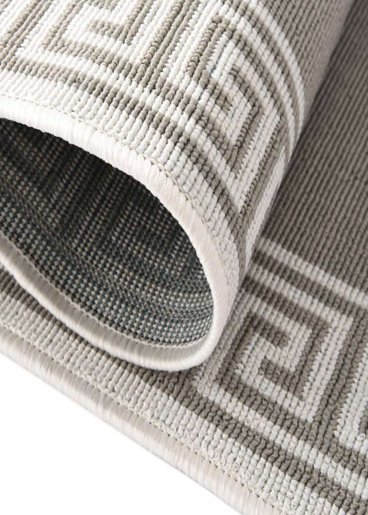 2' x 6' Easy-Clean Coastal Indoor / Outdoor Runner Rug