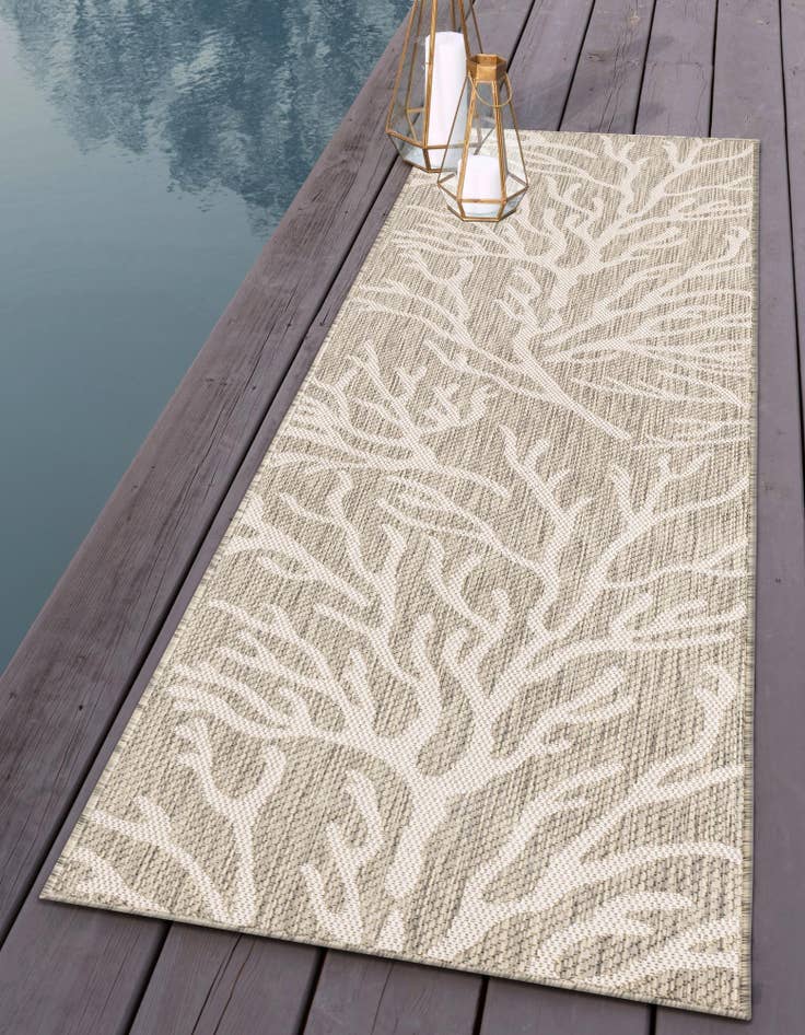 Detail image of 2' x 4' Easy-Clean Coastal Indoor / Outdoor Runner Rug