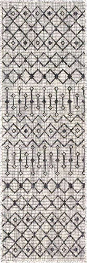 2' x 6' Easy-Clean Lattice Indoor / Outdoor Runner Rug
