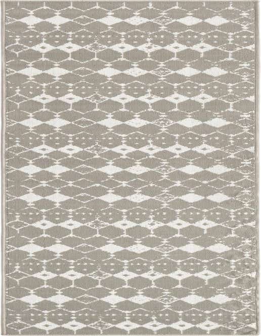2' x 8' Easy-Clean Lattice Indoor / Outdoor Runner Rug