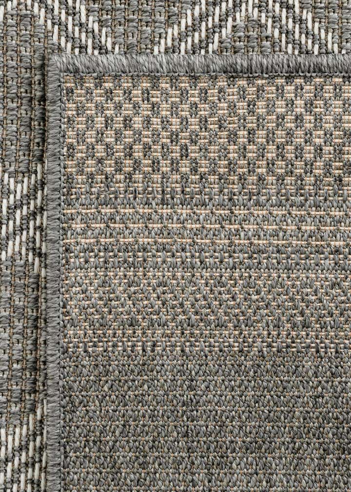 2' x 6' 1 Easy-Clean Lattice Indoor / Outdoor Runner Rug