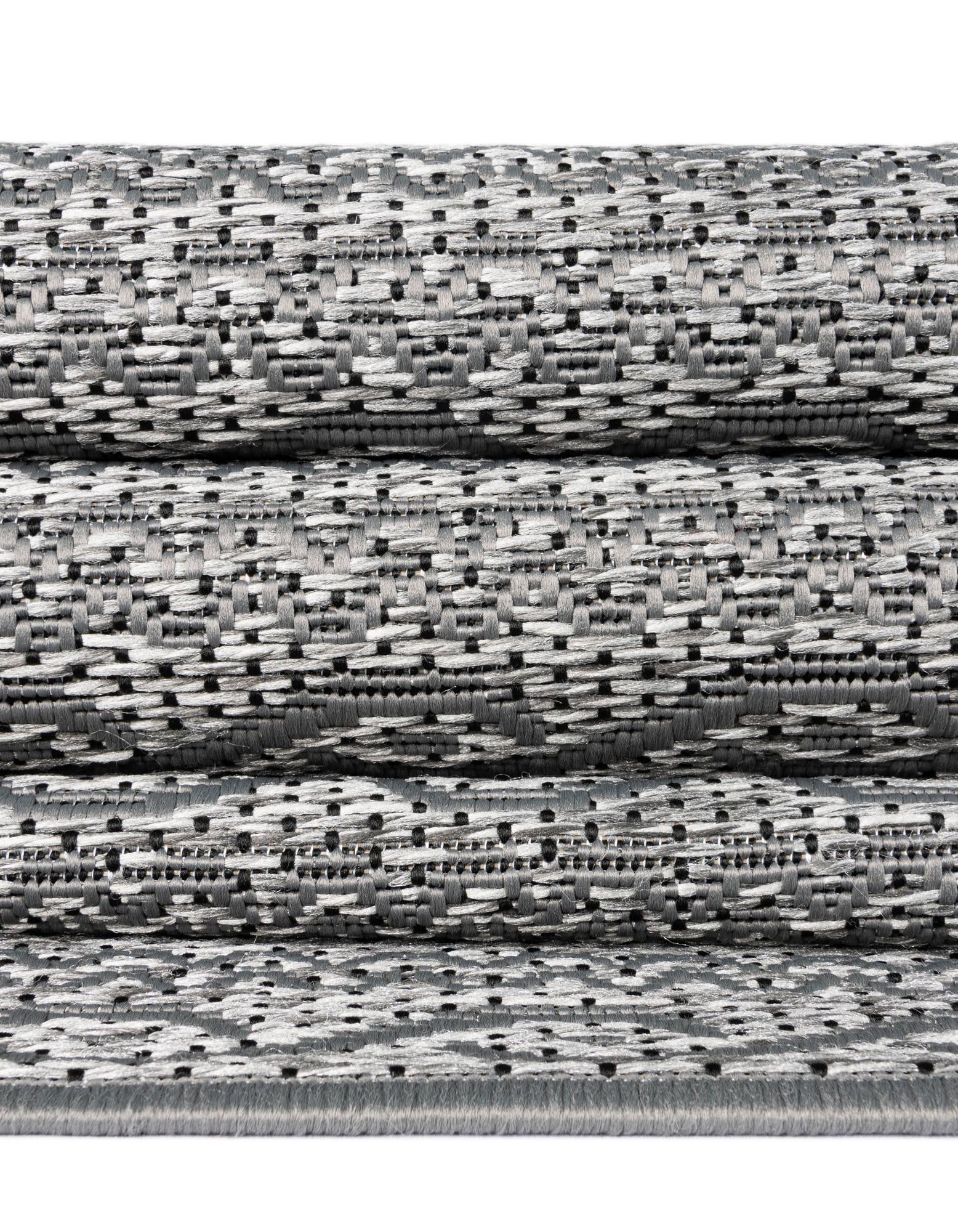 2' 2 x 6' Easy-Clean Modern Indoor / Outdoor Runner Rug