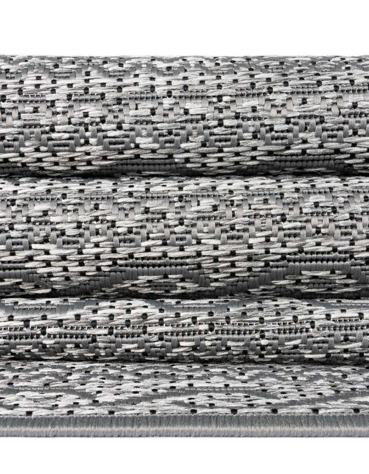 2' 2 x 6' Easy-Clean Modern Indoor / Outdoor Runner Rug