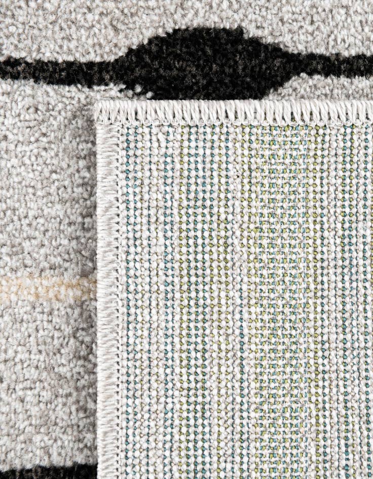 Detail image of 2' x 6' Easy-Clean Modern Indoor / Outdoor Runner Rug