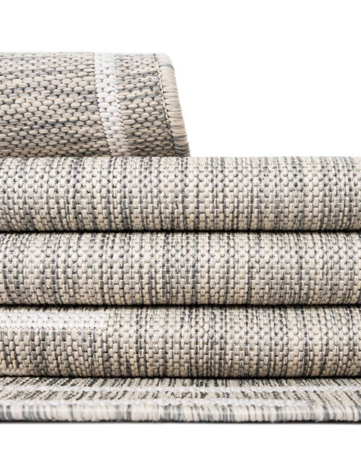 Detail image of 2' x 4' Easy-Clean Modern Indoor / Outdoor Runner Rug