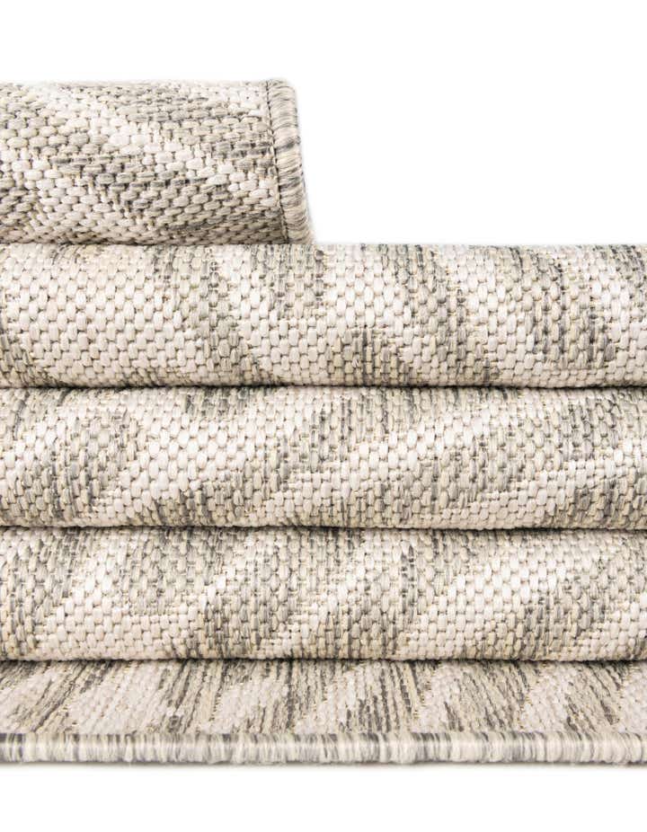 2' x 5' 3 Easy-Clean Modern Indoor / Outdoor Runner Rug