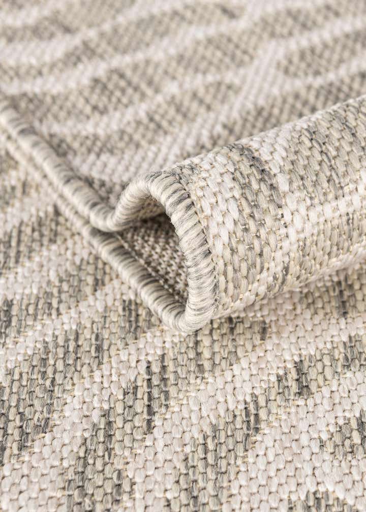 2' x 8' Easy-Clean Modern Indoor / Outdoor Runner Rug