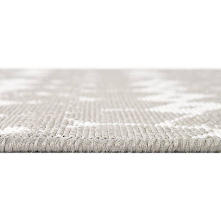 Detail image of 2' x 6' Easy-Clean Trellis Indoor / Outdoor Runner Rug