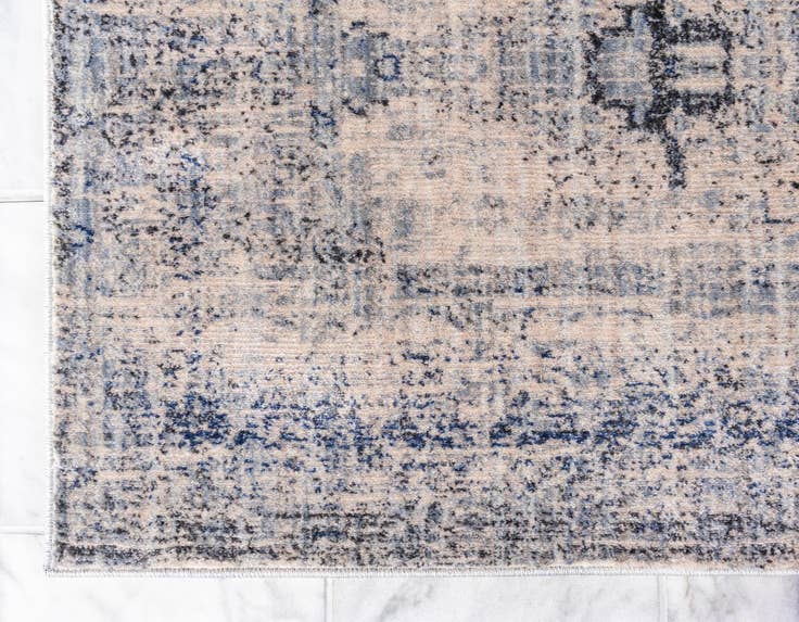 Detail image of 2' 2 x 6' Oxfordshire Runner Rug
