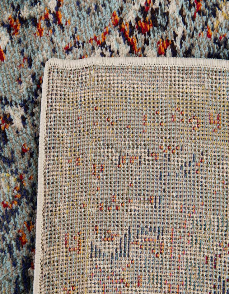 Detail image of 2' 6 x 7' 10 Palazzo Runner Rug