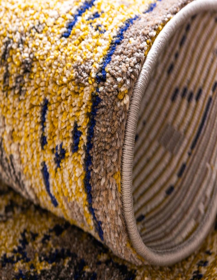 Detail image of 2' 7 x 10'  Washable Palazzo Runner Rug