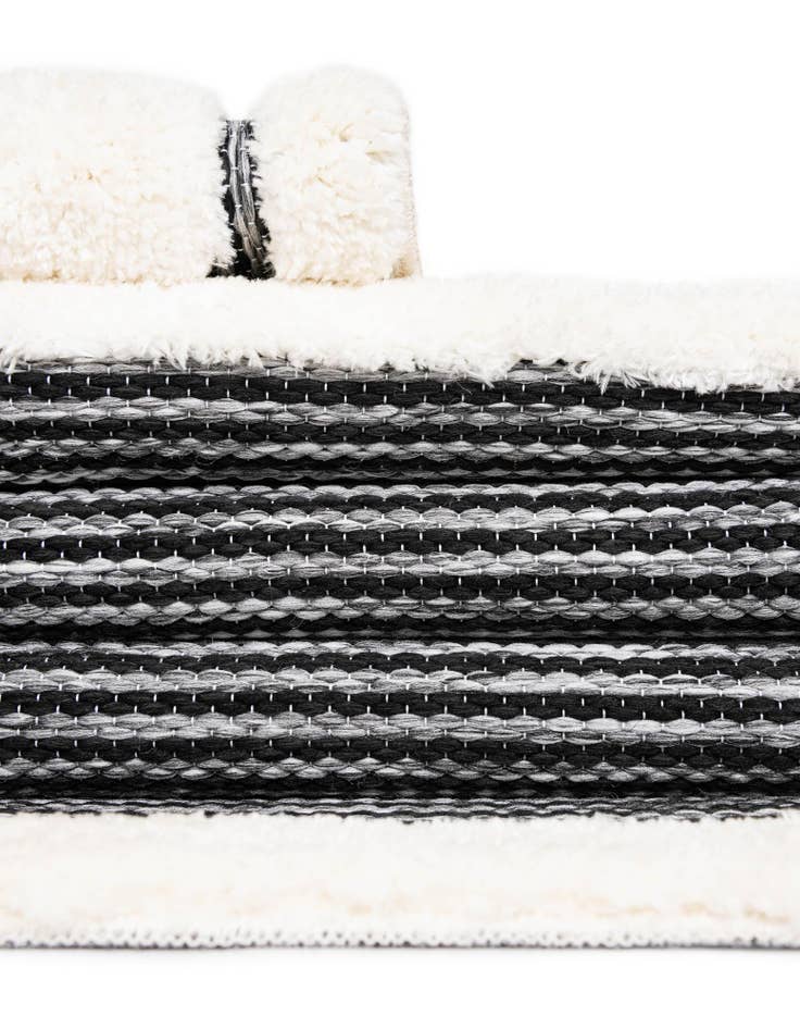 Detail image of 2' x 6' Prismatic Runner Rug