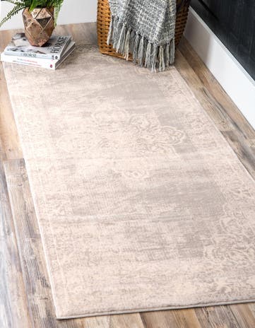 2' 7 x 10' Restoration Runner Rug