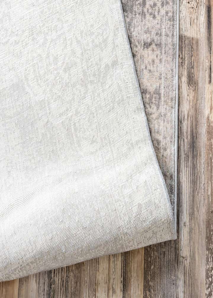 2' 7 x 10' Restoration Runner Rug