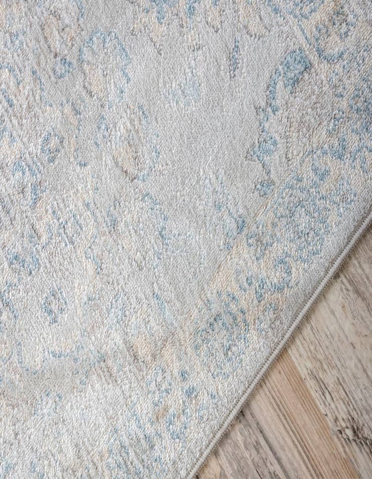 Detail image of 2' 7 x 6' Restoration Runner Rug