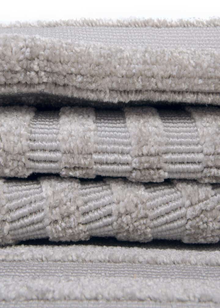 2' x 6' Easy-Clean Sabrina Soto Prescott Indoor / Outdoor Runner Rug