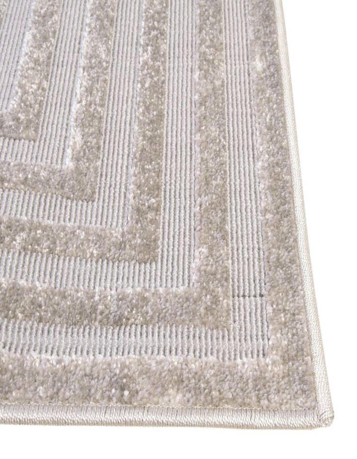 Detail image of 2' x 8'  Washable Sabrina Soto Prescott Indoor / Outdoor Runner Rug