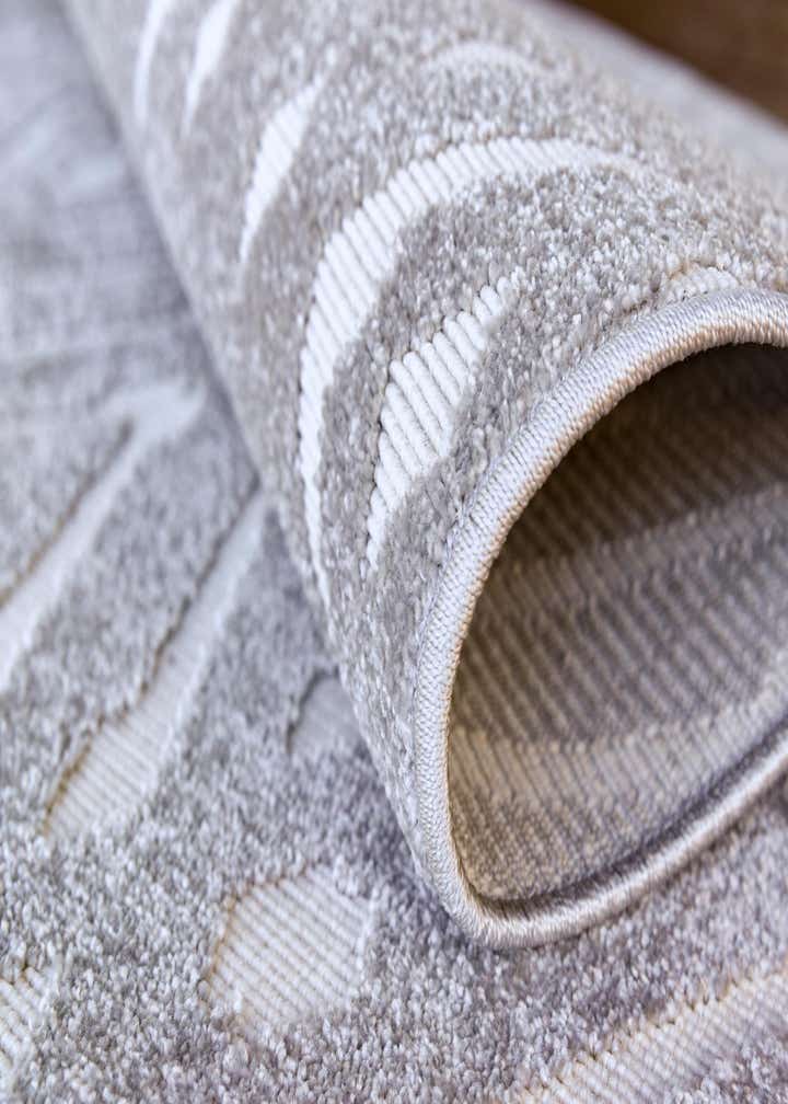 2' x 6' Easy-Clean Sabrina Soto Ella Indoor / Outdoor Runner Rug