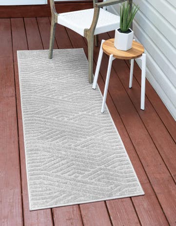 2' x 8' Easy-Clean Sabrina Soto Hudson Indoor / Outdoor Runner Rug