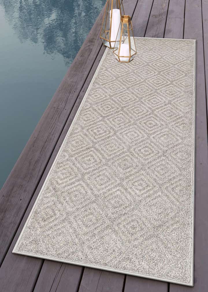 2' 7 x 12' Easy-Clean Sabrina Soto Indoor / Outdoor Runner Rug