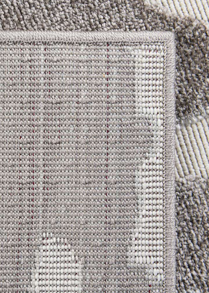 2' 7 x 10' Easy-Clean Sabrina Soto Indoor / Outdoor Runner Rug