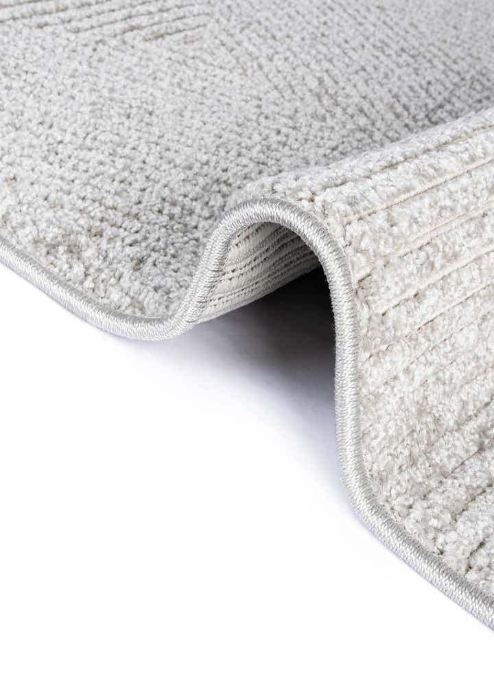 2' x 8' Easy-Clean Sabrina Soto Indoor / Outdoor Runner Rug