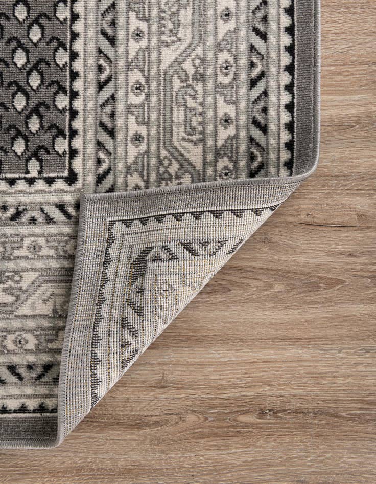 Detail image of 2' 9 x 9' 10 SoHo Runner Rug