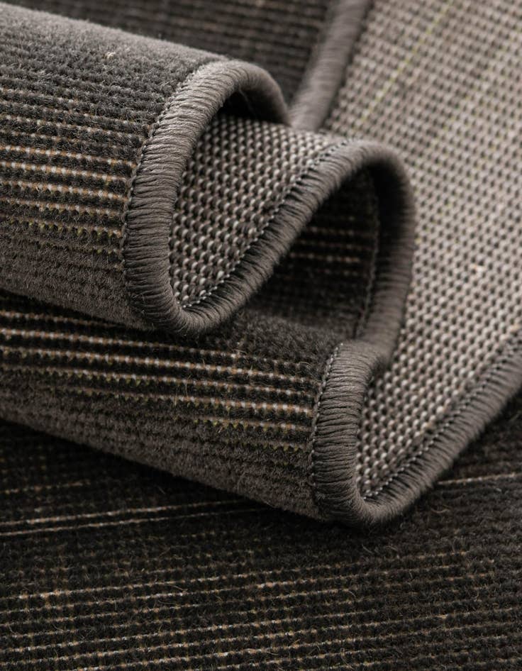 Detail image of 2' 9 x 9' 10 SoHo Runner Rug