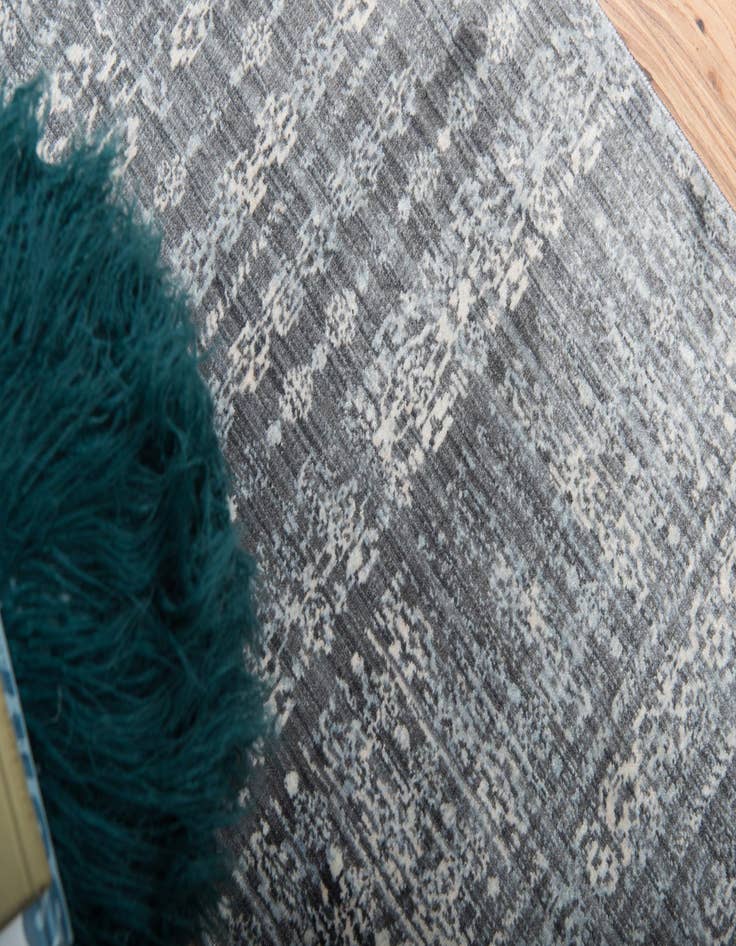 Detail image of 2' 2 x 6' Solaris Runner Rug