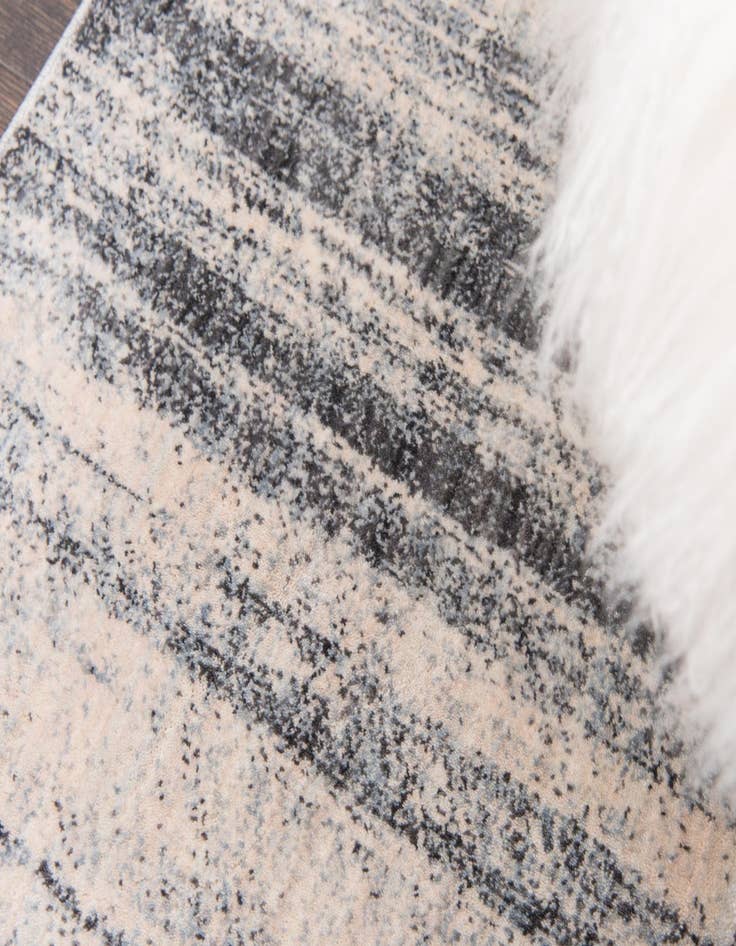 Detail image of 2' 2 x 6' Solaris Runner Rug