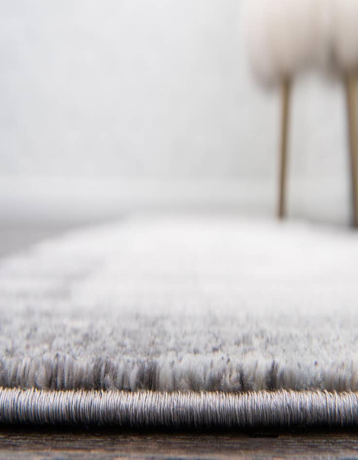 Detail image of 2' 2 x 6' Solaris Runner Rug