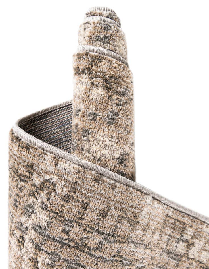 Detail image of 2' 7 x 10'  Washable Spectrum Runner Rug