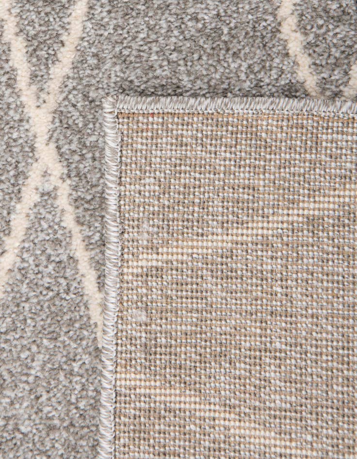 Detail image of 2' 7 x 10' Tangier Runner Rug