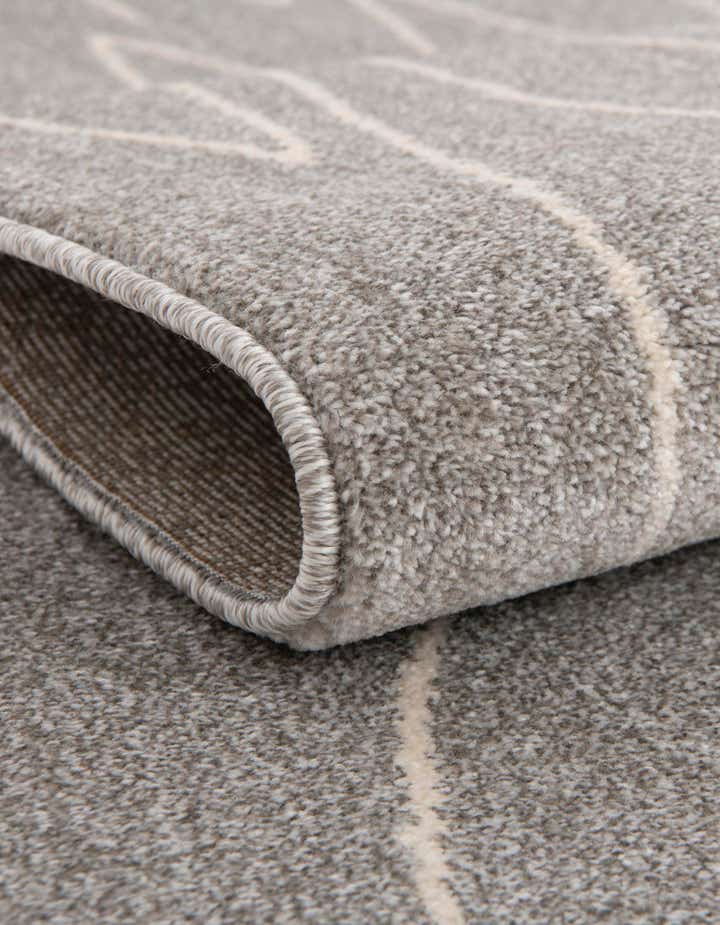 2' 7 x 10' Titania Runner Rug