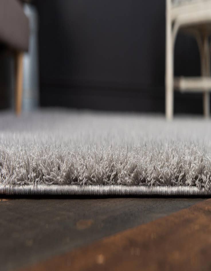 Detail image of 2' 7 x 10' Trellis Shag Runner Rug