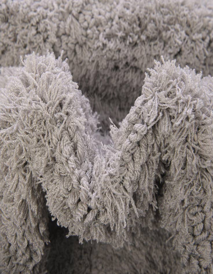 Detail image of 2' x 6' 7 Trellis Shag Runner Rug