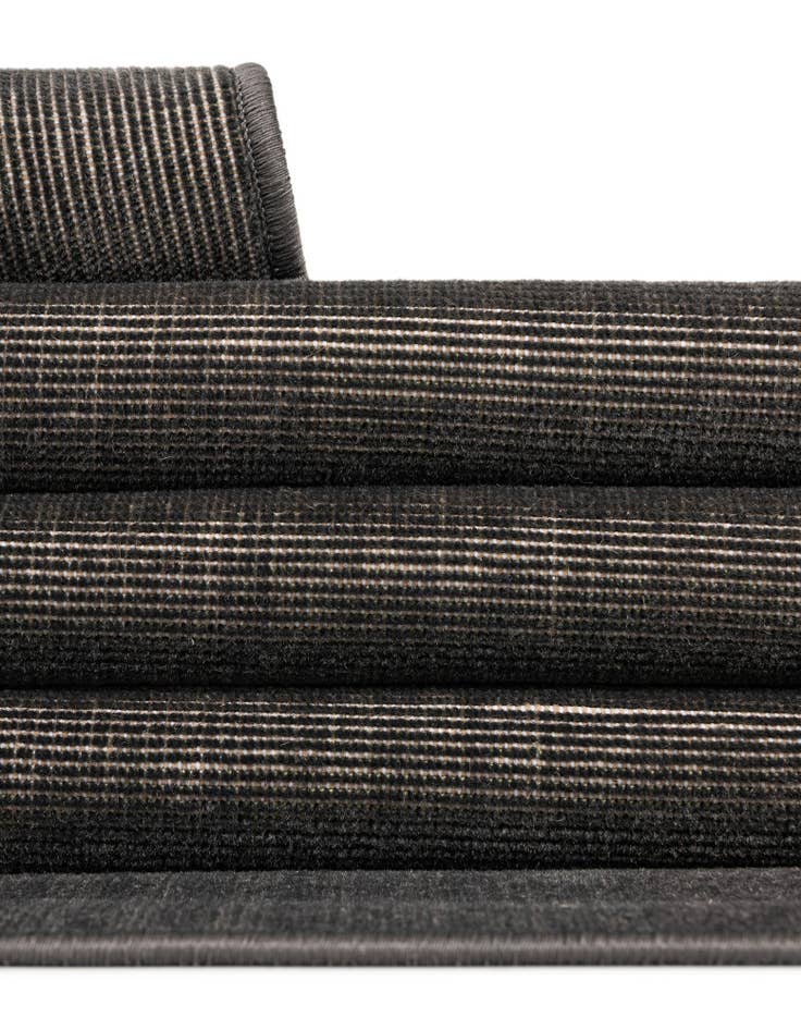 Detail image of 2' 9 x 9' 10 Tribeca Runner Rug