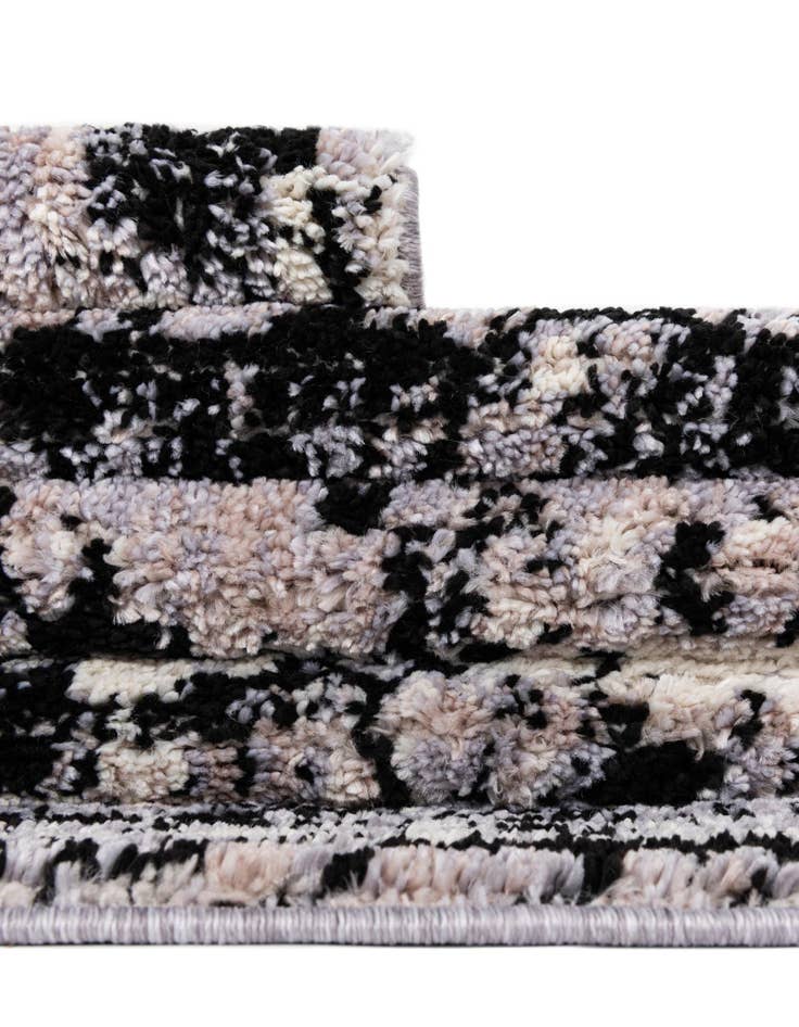 Detail image of 2' x 8' Tucson Runner Rug