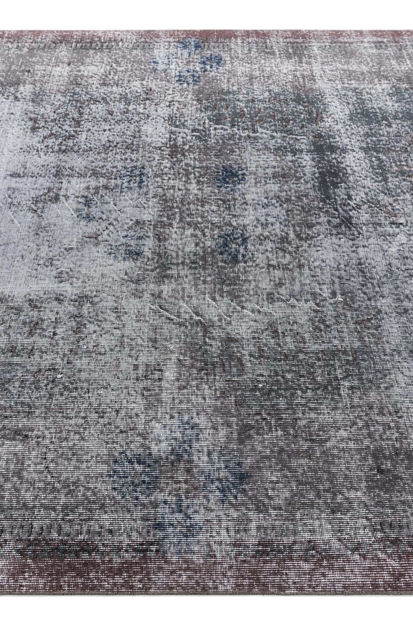 6' 7 x 10' Ultra Vintage Wool Runner Rug
